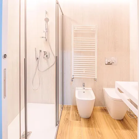 Miki Fiori Pensión 4*